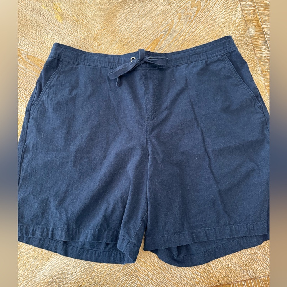 Croft & Barrow Navy Blue Pull On  Shorts XL Drawstring waist 38” Inseam 7”